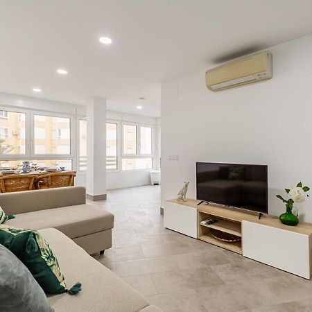 Modern Apartment Steps From The Beach Torrox Eksteriør bilde