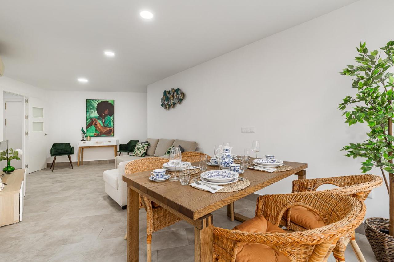 Modern Apartment Steps From The Beach Torrox Eksteriør bilde